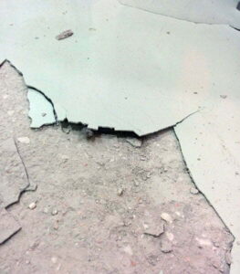 Ispucali epoksidni pod