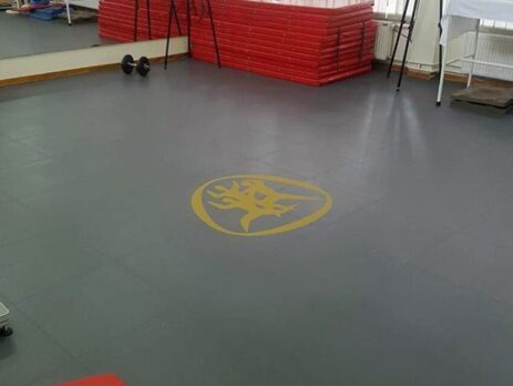 Pod u sportskoj sali