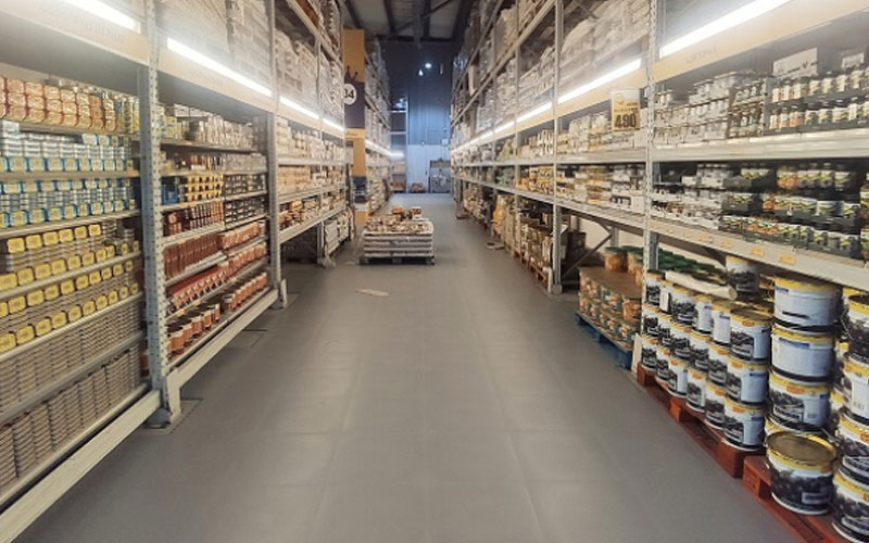 Pod za prodavnicu boja